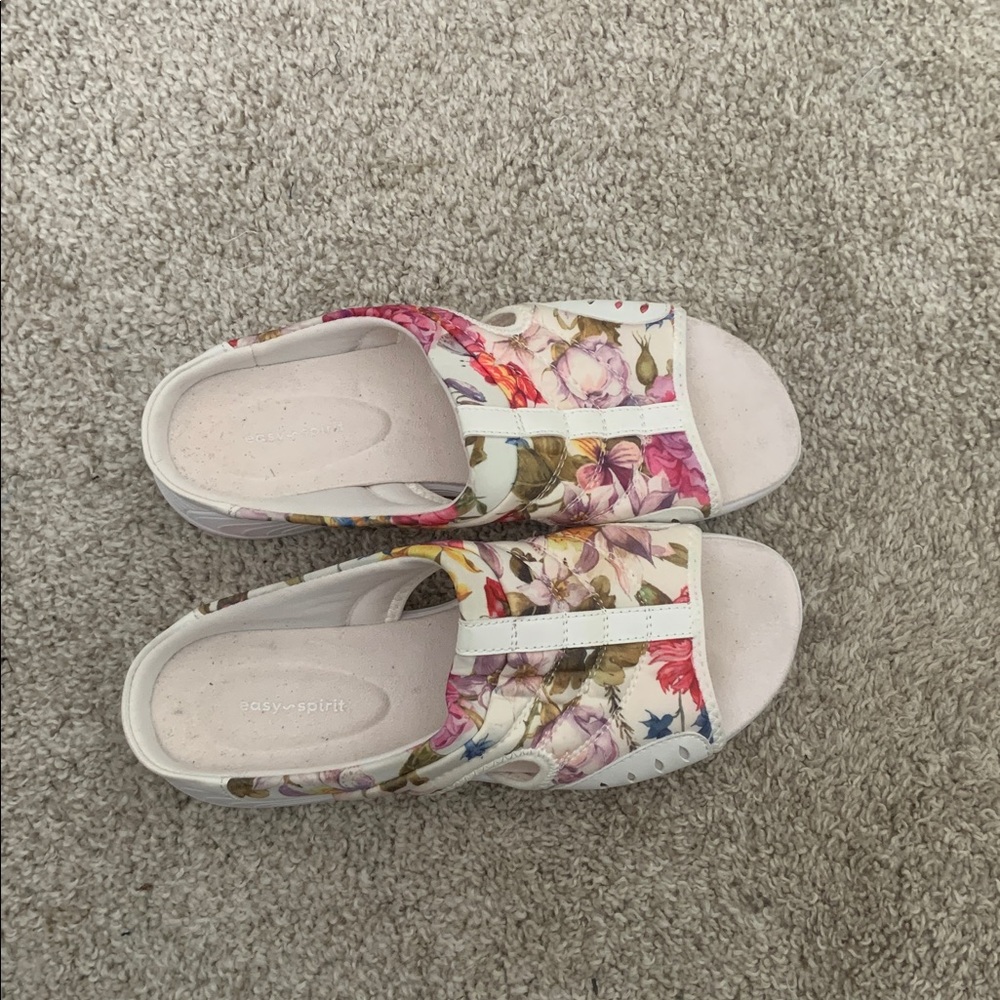 Easy Spirit Traciee 2 Sandals - Size 8.5 Medium
